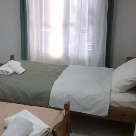 ακ 1 *